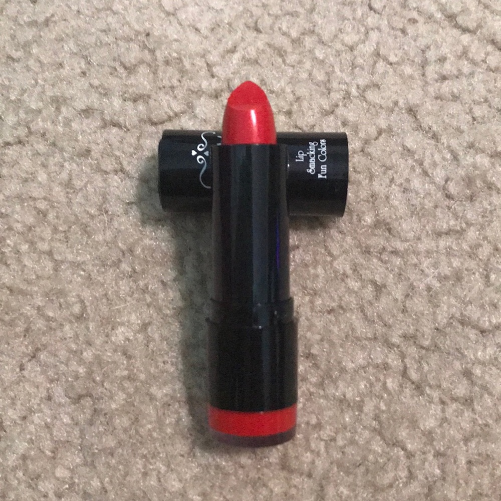 Nyx Lipstick